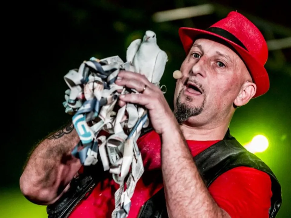 FARAMUS LE MAGICIEN FLOU