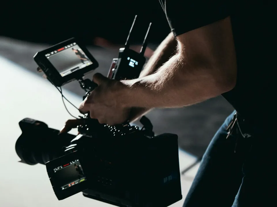 SO FILMS / PRENDS TES AILES