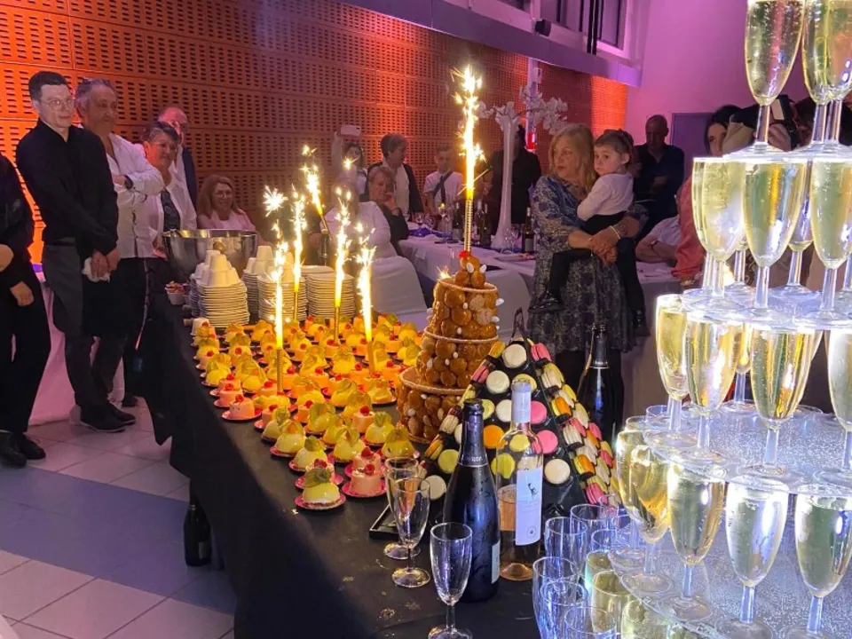 AU RENDEZ VOUS DES SAVEURS