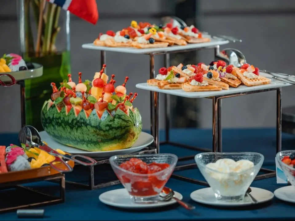 FAFA ET TOM TRAITEUR, CHEF À DOMICILE