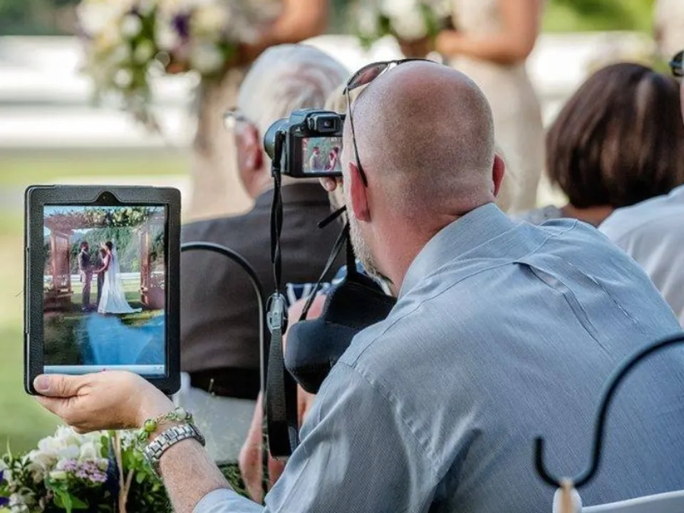 JONATHAN PHOTOGRAPHY