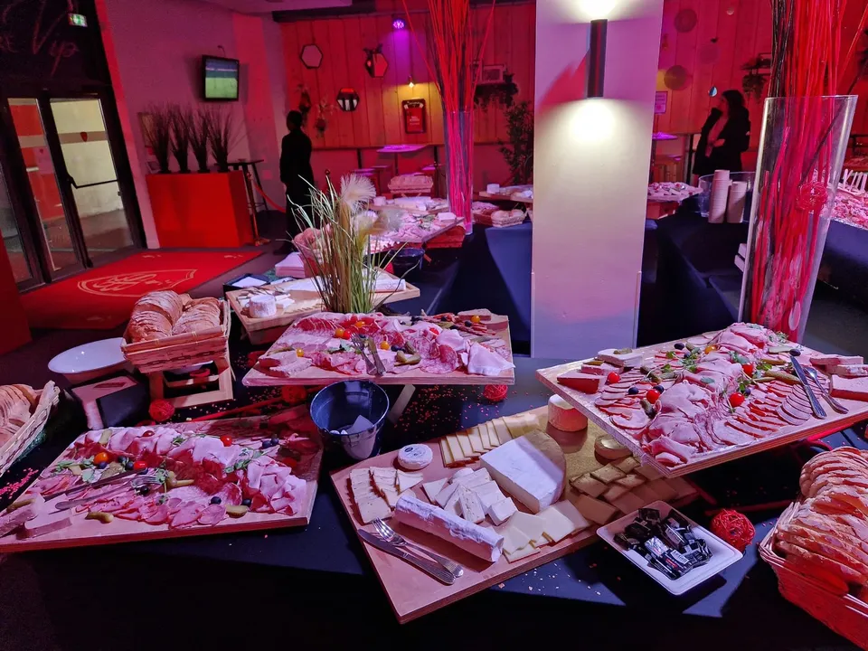 DENIS CHANOIT TRAITEUR