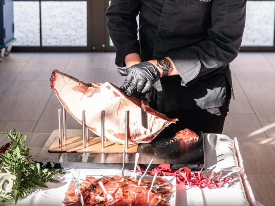 MICHEL BARDON - TRAITEUR DE RÉCEPTION