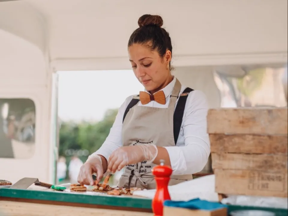 LES DINETTES A ROULETTES