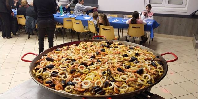 PAELLA GÉANTE