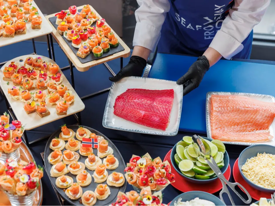 L'UNIVERS DES VINS ET DES SAVEURS