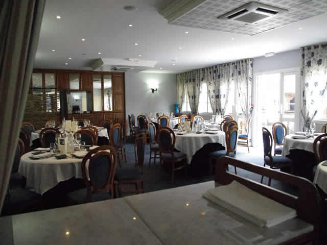 AUBERGE DE CONDE 