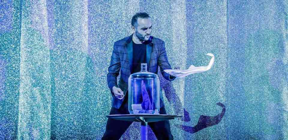 KAMEL LE MAGICIEN